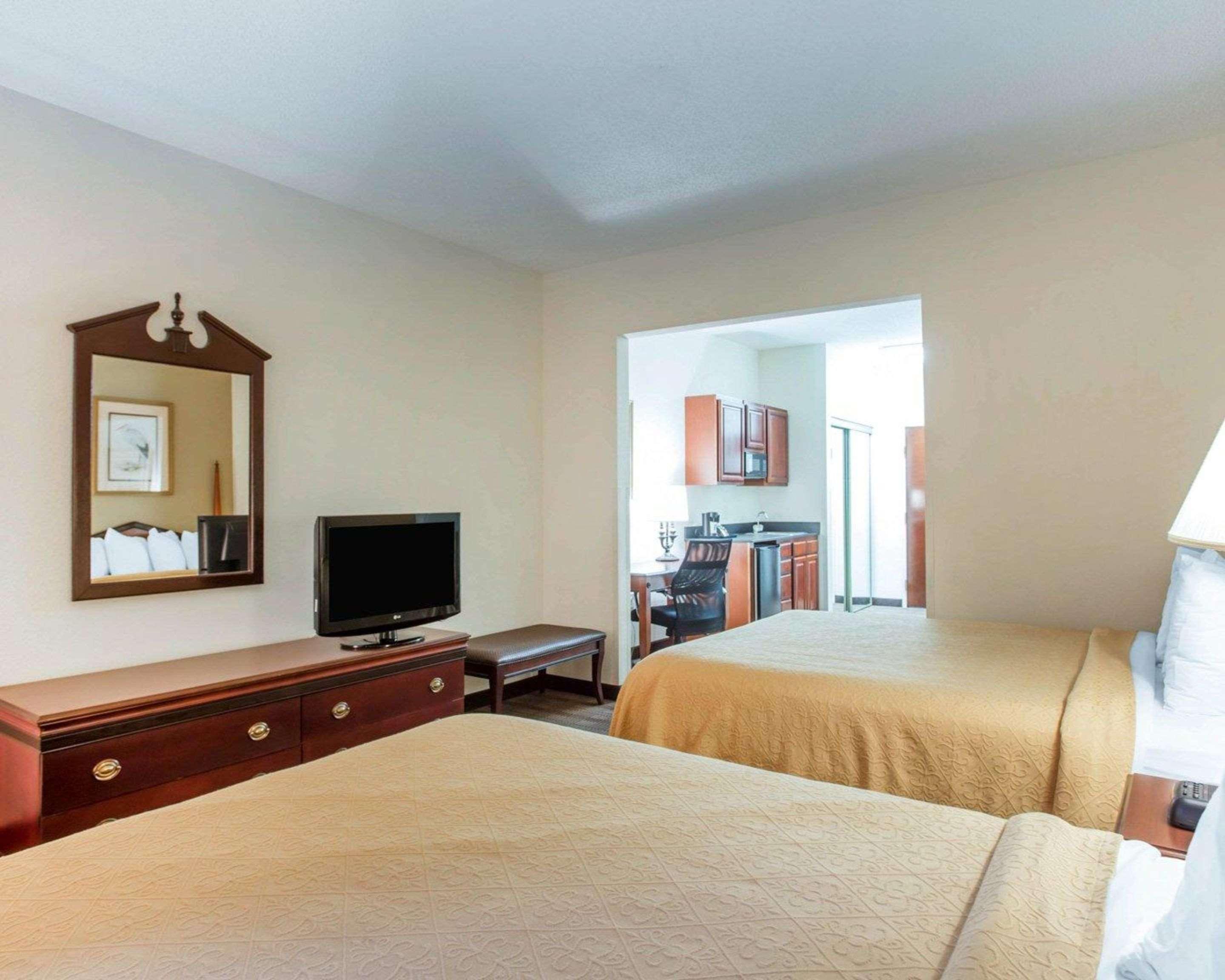 Comfort Inn & Suites Patriots Point Mount Pleasant Dış mekan fotoğraf