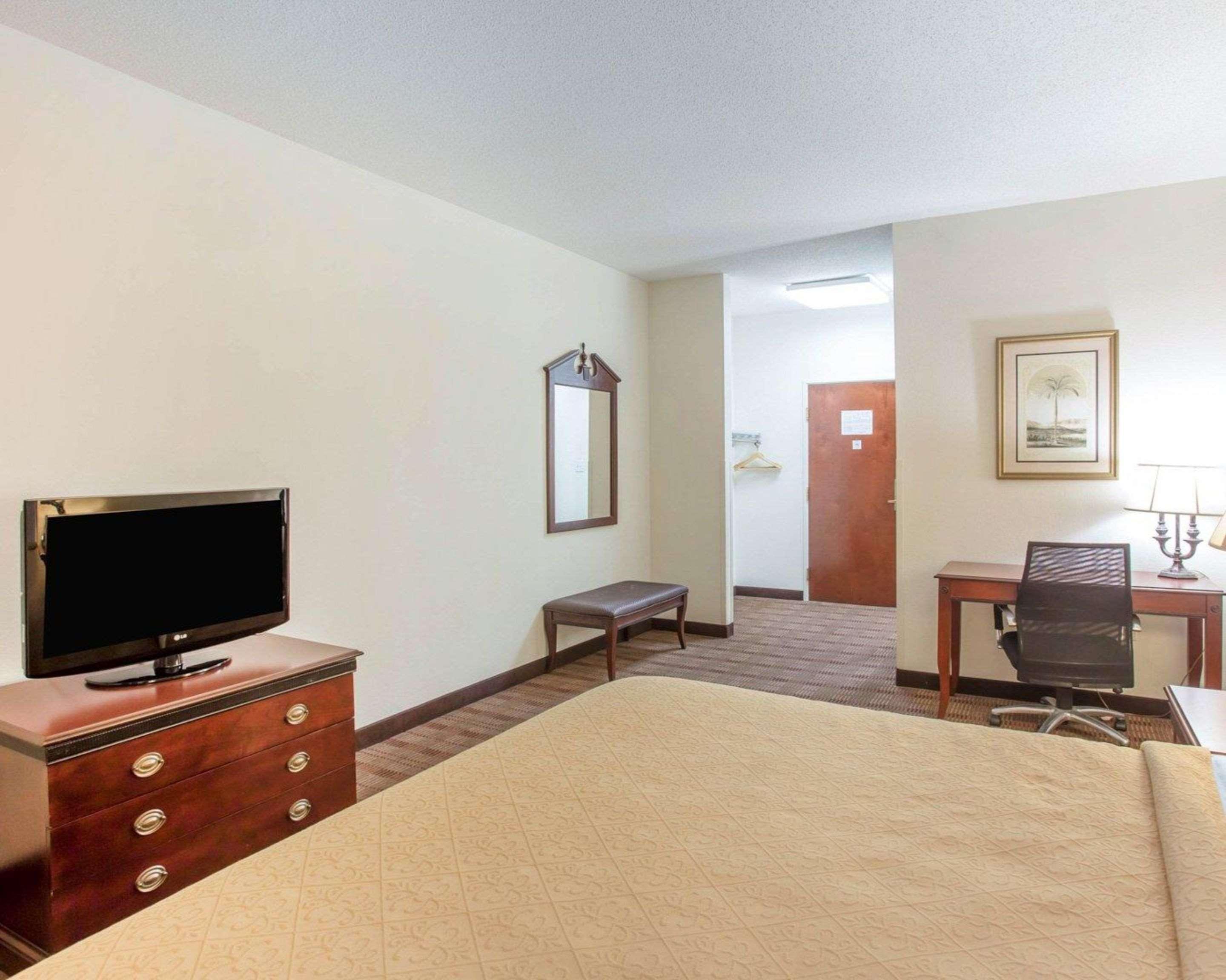Comfort Inn & Suites Patriots Point Mount Pleasant Dış mekan fotoğraf