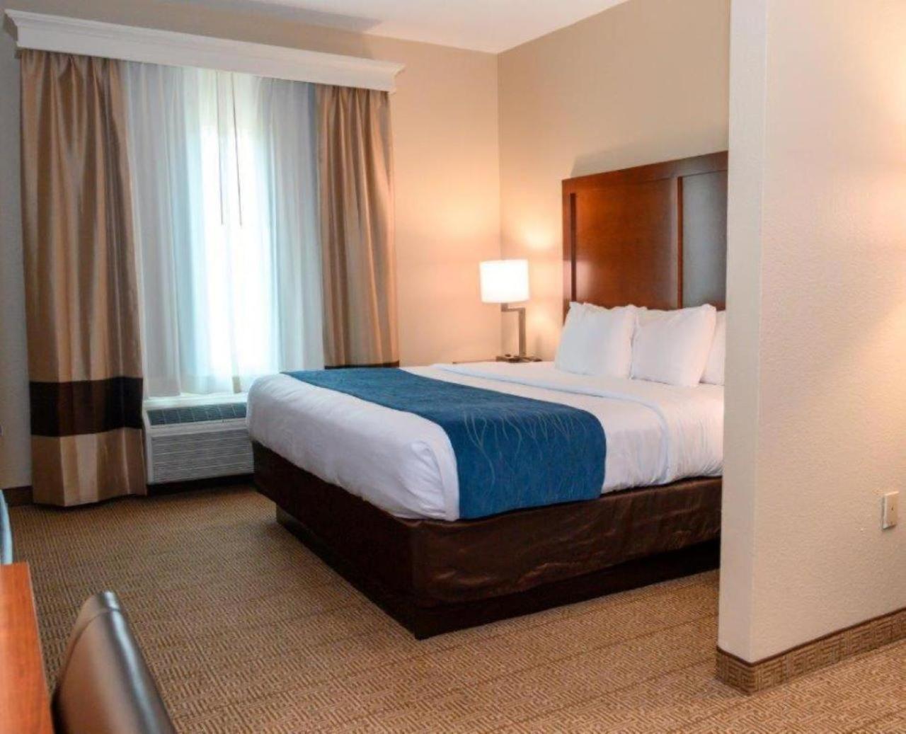 Comfort Inn & Suites Patriots Point Mount Pleasant Dış mekan fotoğraf